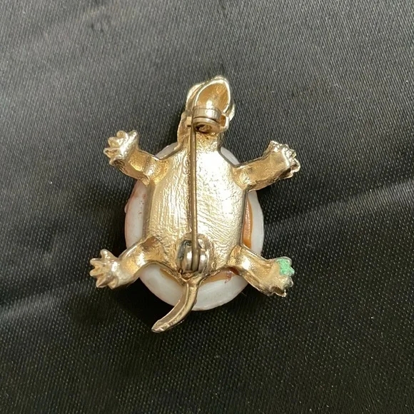 Vintage Turtle Brooch - Picture 3 of 4